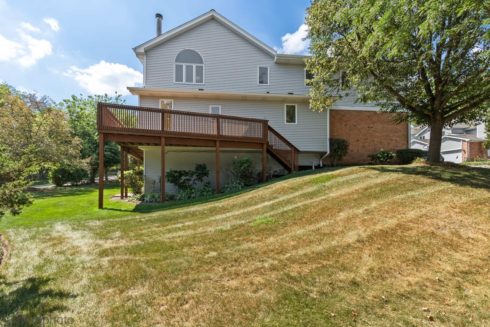 231 CHARLOTTE Court #231, Cary, IL 60013