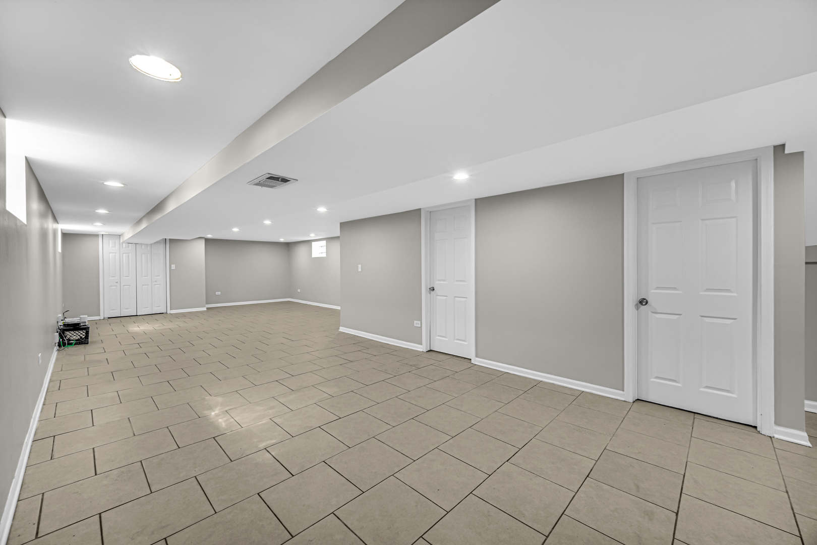 12617 S Michigan Avenue, Chicago, IL 60628