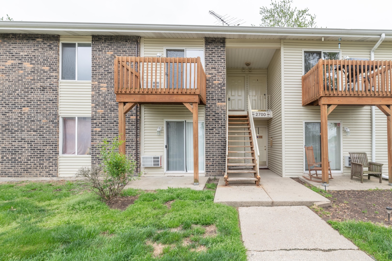 2700 Light Road #203, Oswego, IL 60543