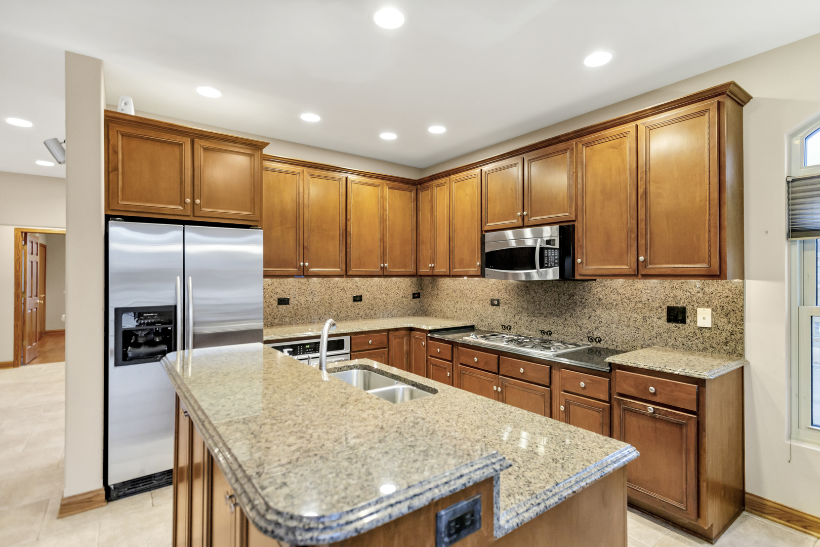 5301 S Mobile Avenue, Chicago, IL 60638