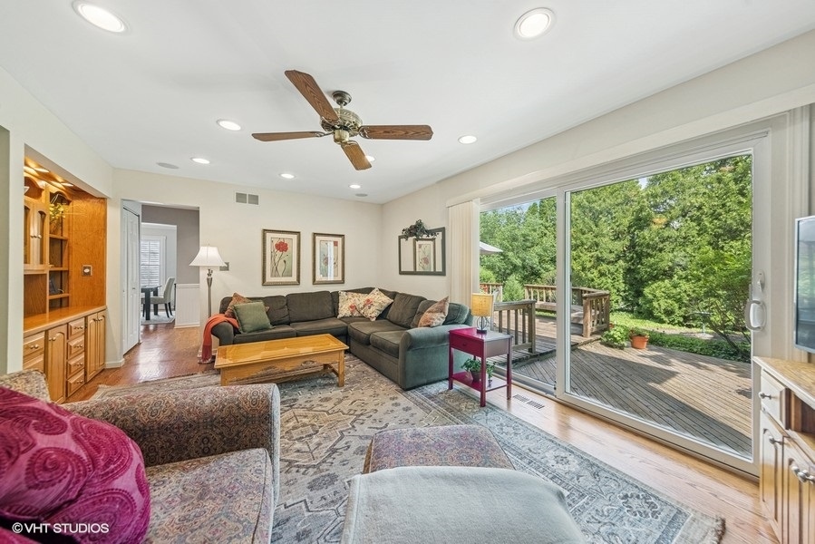 6531 Deerpath Court, Lisle, IL 60532