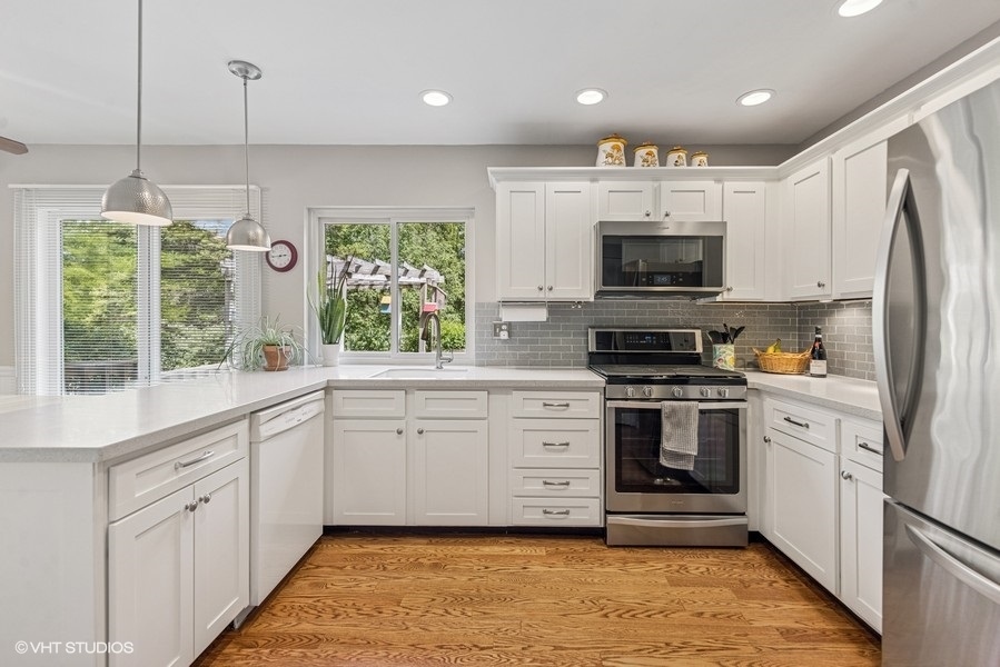 6531 Deerpath Court, Lisle, IL 60532