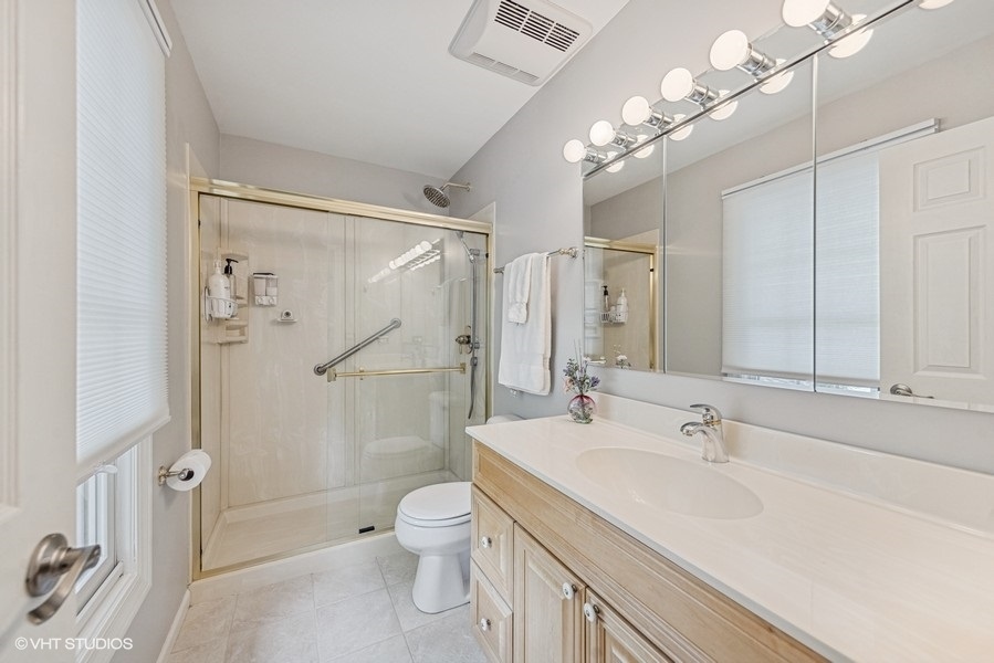 6531 Deerpath Court, Lisle, IL 60532