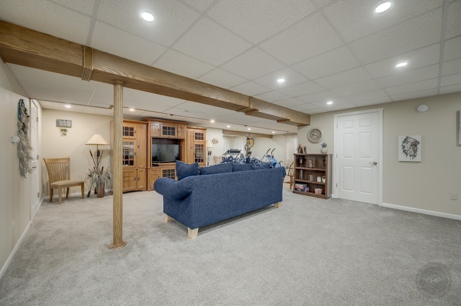 2374 Handley Lane, Aurora, IL 60502