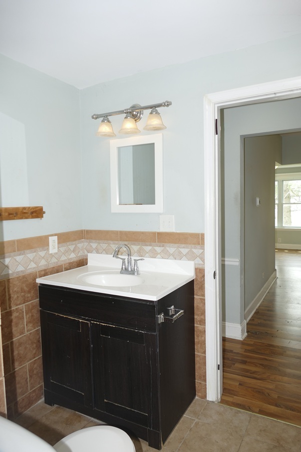 300 W Nebraska Street, Elburn, IL 60119