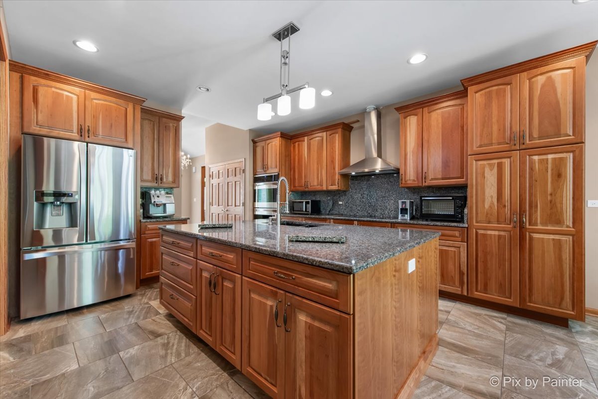 1122 Souders Avenue, Elburn, IL 60119