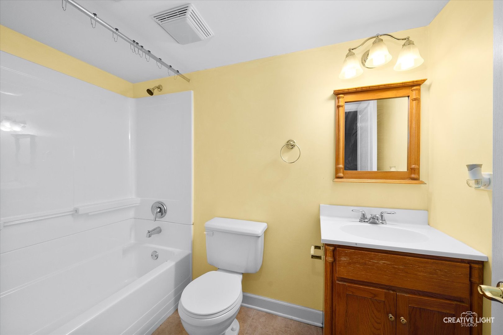 2906 Peachtree Circle #2906, Aurora, IL 60502