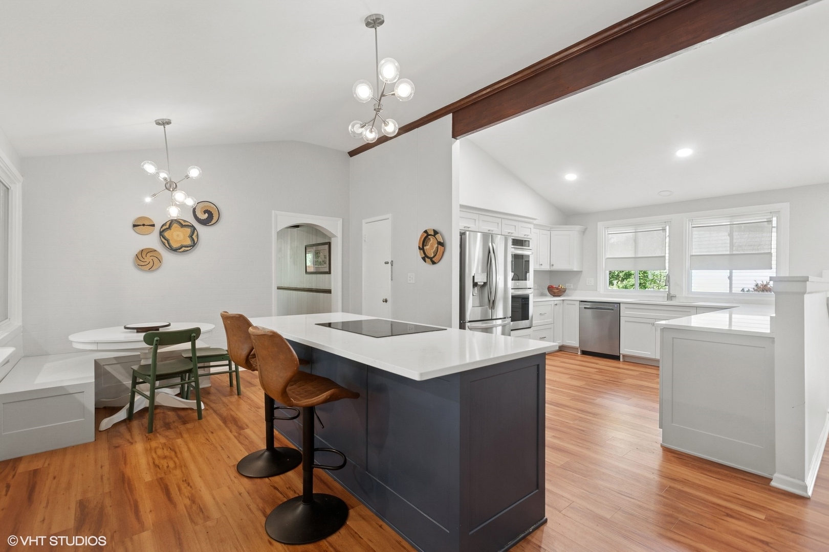 25 S Lincoln Avenue, Geneva, IL 60134