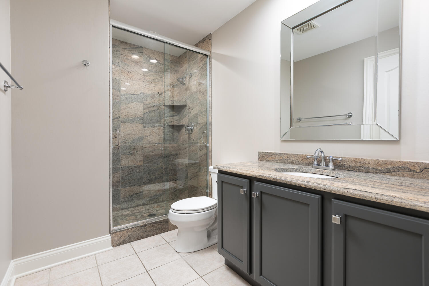 1046 Sylvan Circle, Naperville, IL 60540