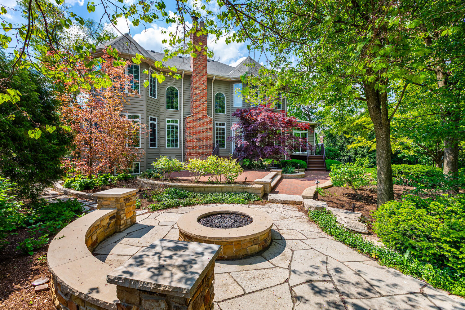 1046 Sylvan Circle, Naperville, IL 60540