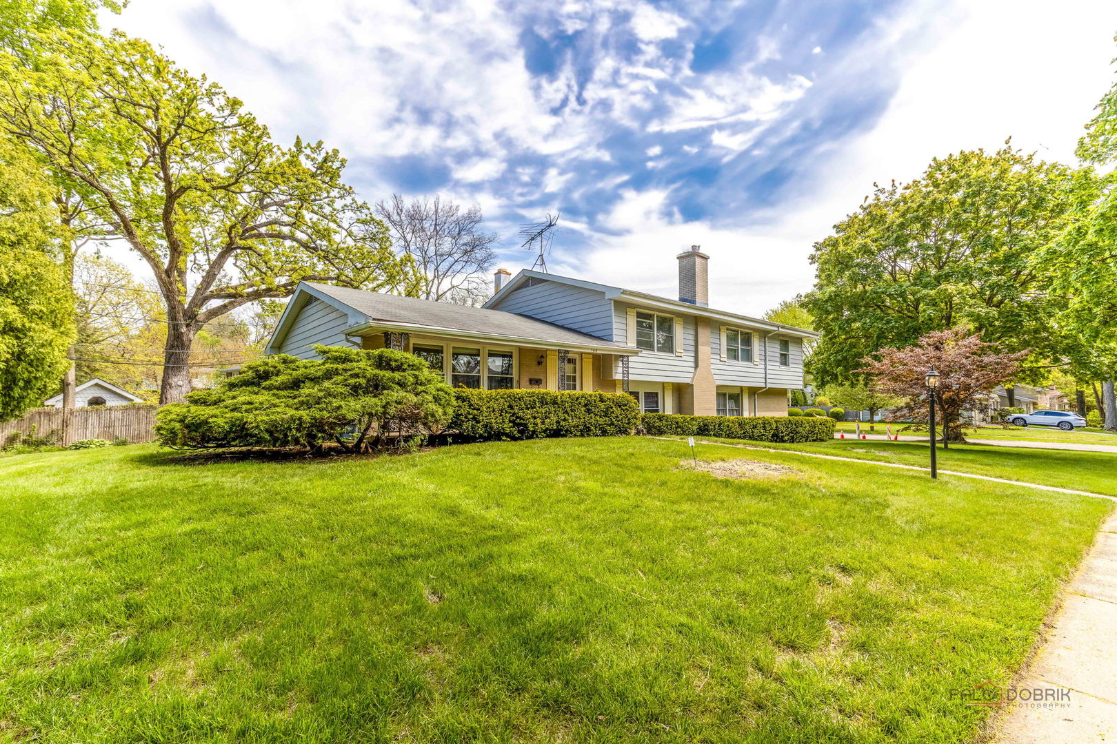 168 BLUEBERRY Road, Libertyville, IL 60048