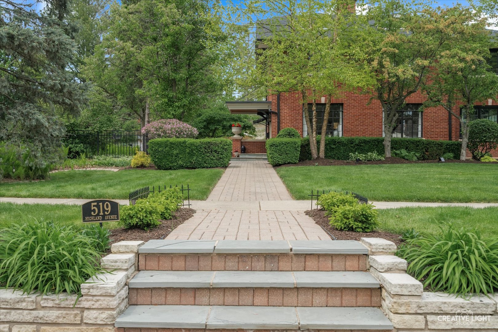 519 Highland Avenue, Naperville, IL 60540