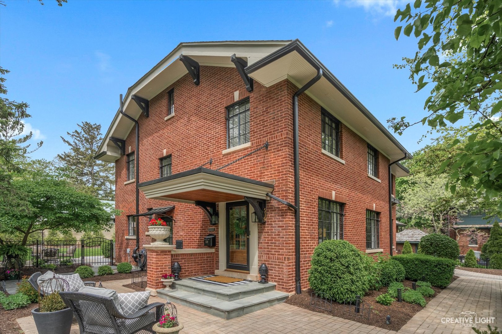 519 Highland Avenue, Naperville, IL 60540