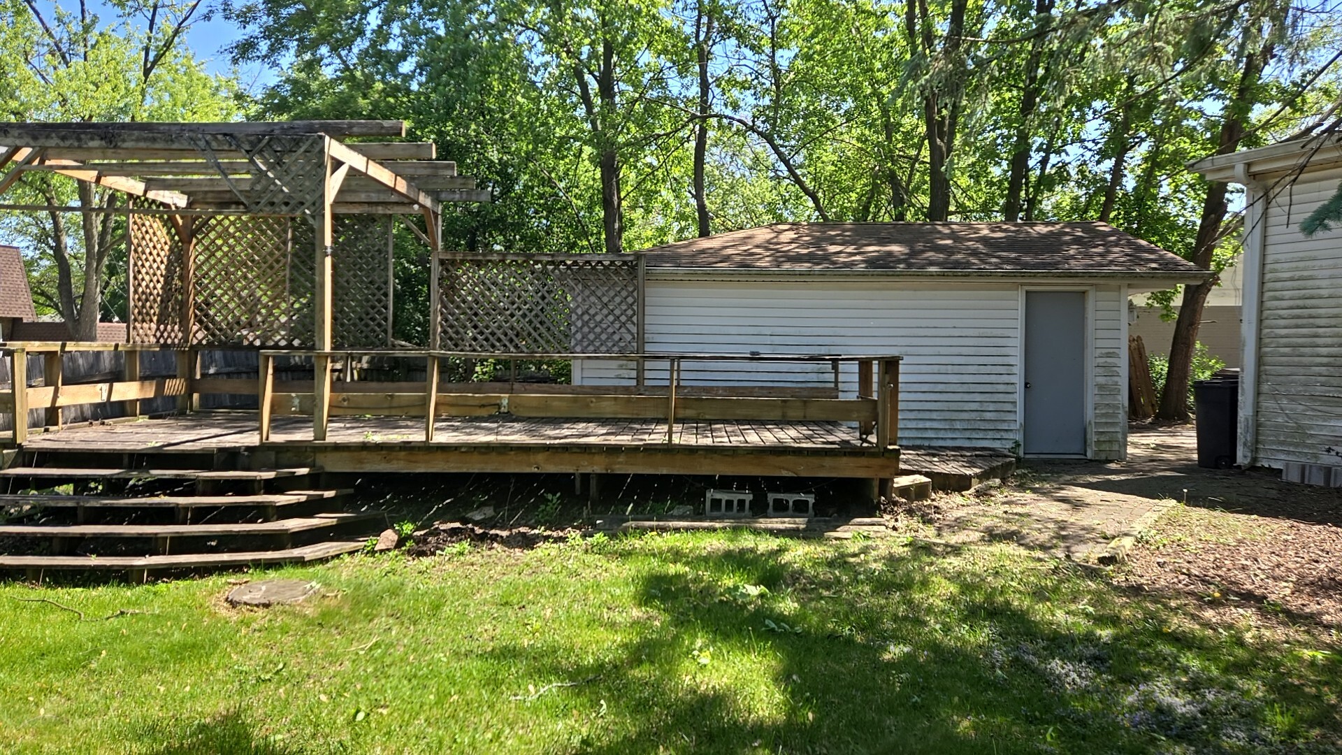 18600 Golfview Avenue, Homewood, IL 60430