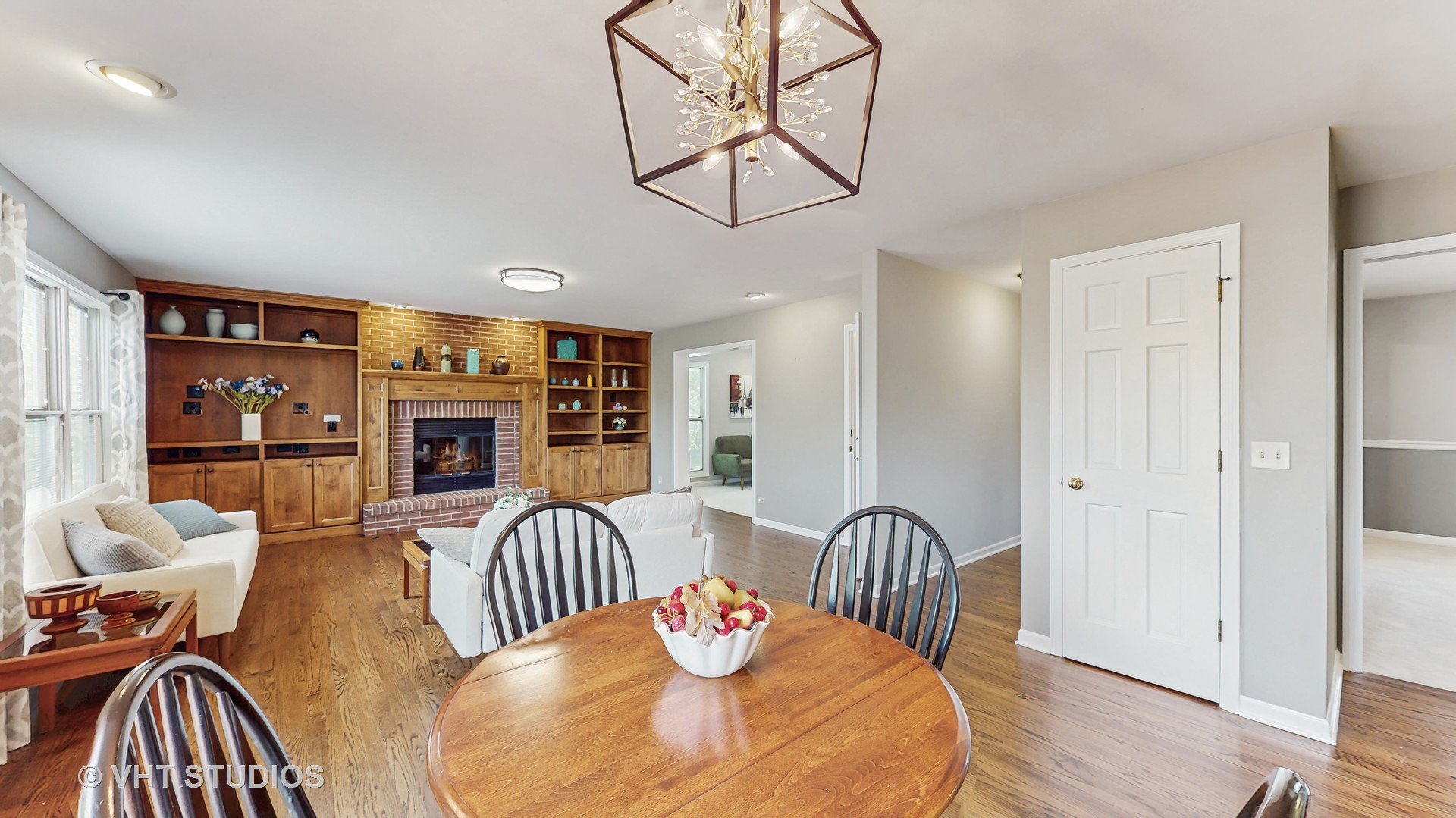 3904 Sarazen Court, Woodridge, IL 60517