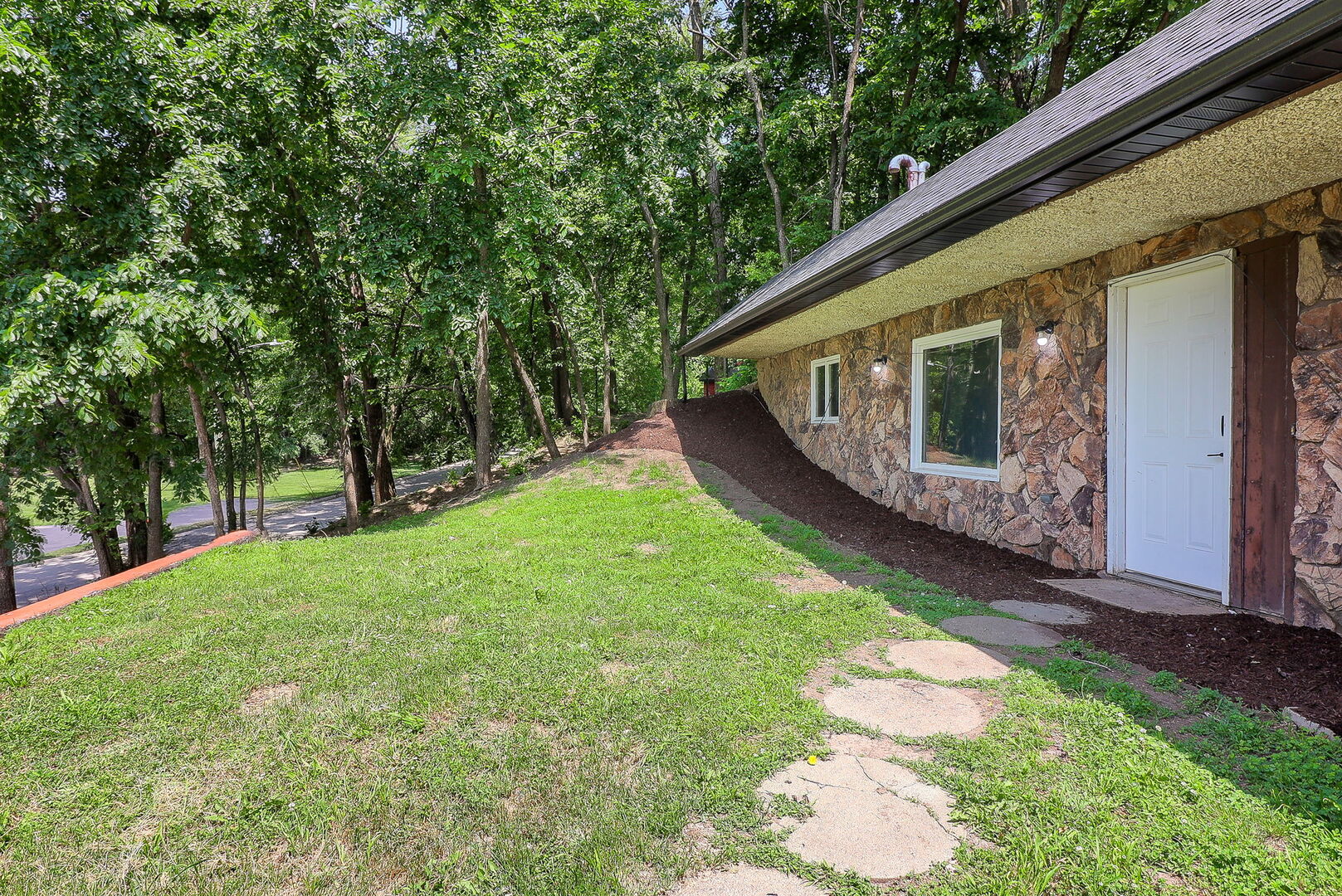 304 Thornes Street, Rockdale, IL 60436