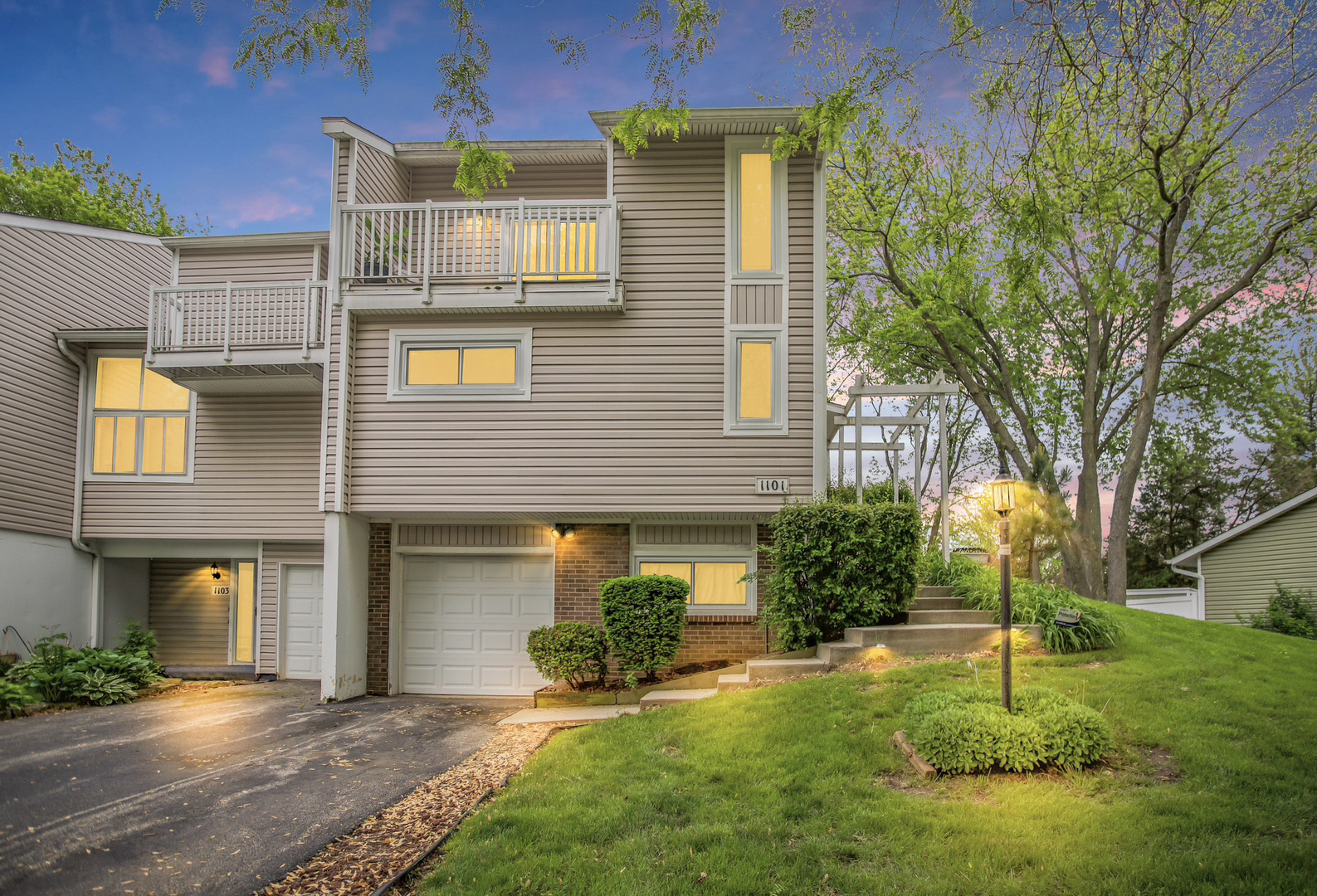 1101 Sausalito Court #1101, Bartlett, IL 60103