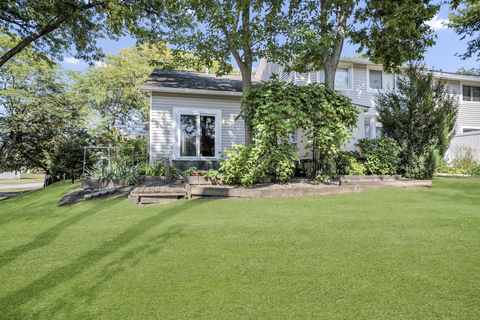 1101 Sausalito Court #1101, Bartlett, IL 60103