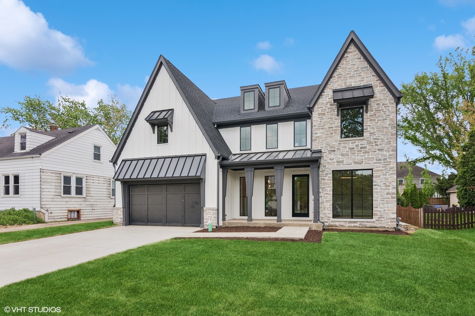 613 S Chatham Avenue, Elmhurst, IL 60126