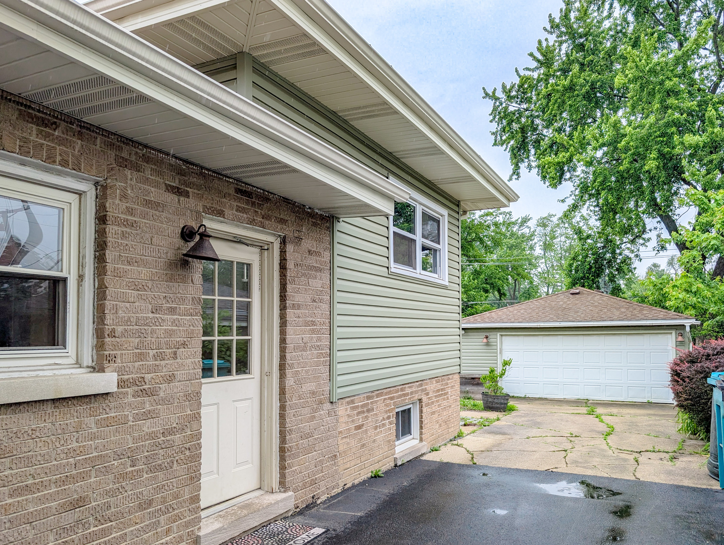 4415 Idlewild Lane, Hillside, IL 60162