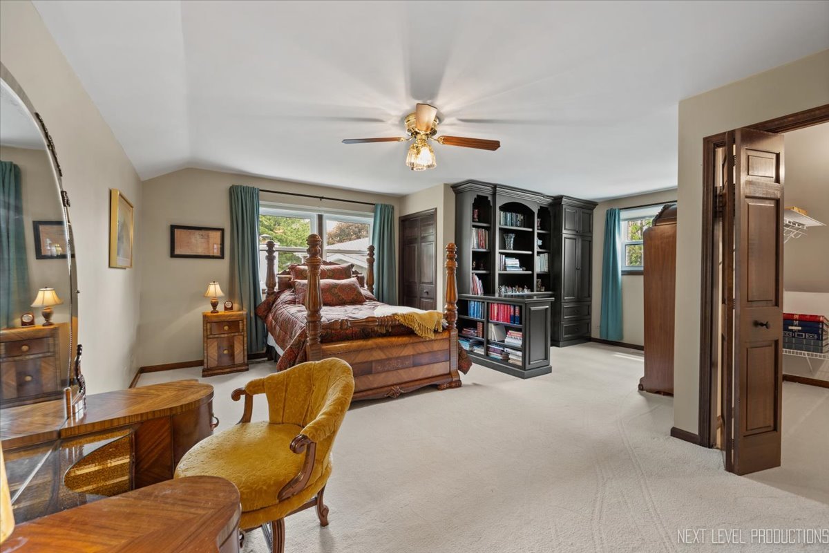 6446 Hanover Court, Lisle, IL 60532