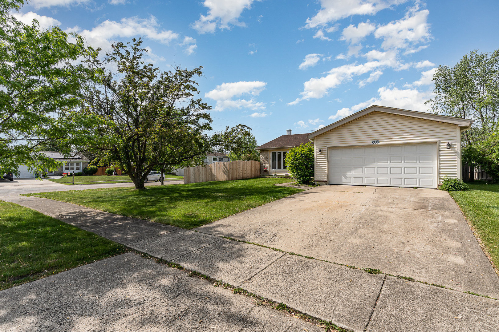 600 Cochise Circle, Bolingbrook, IL 60440