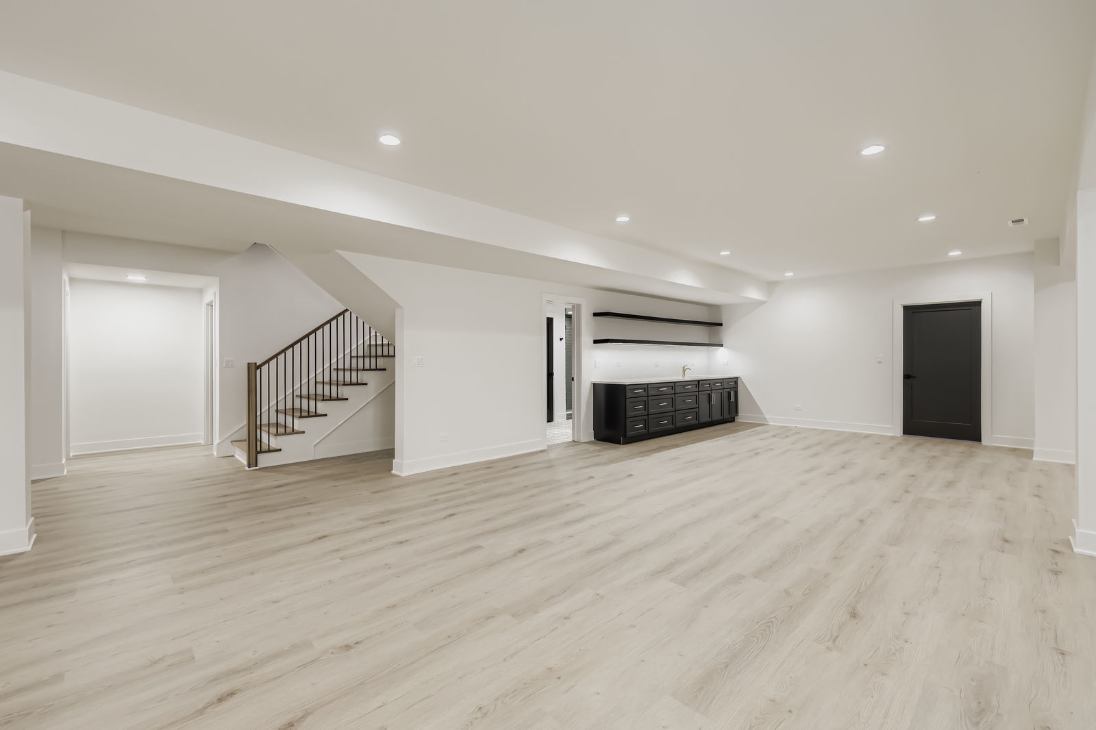 1627 N Evergreen Avenue, Arlington Heights, IL 60004