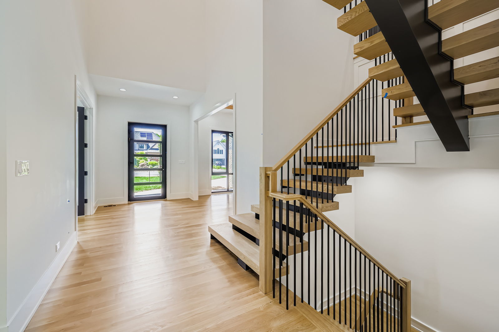 1627 N Evergreen Avenue, Arlington Heights, IL 60004