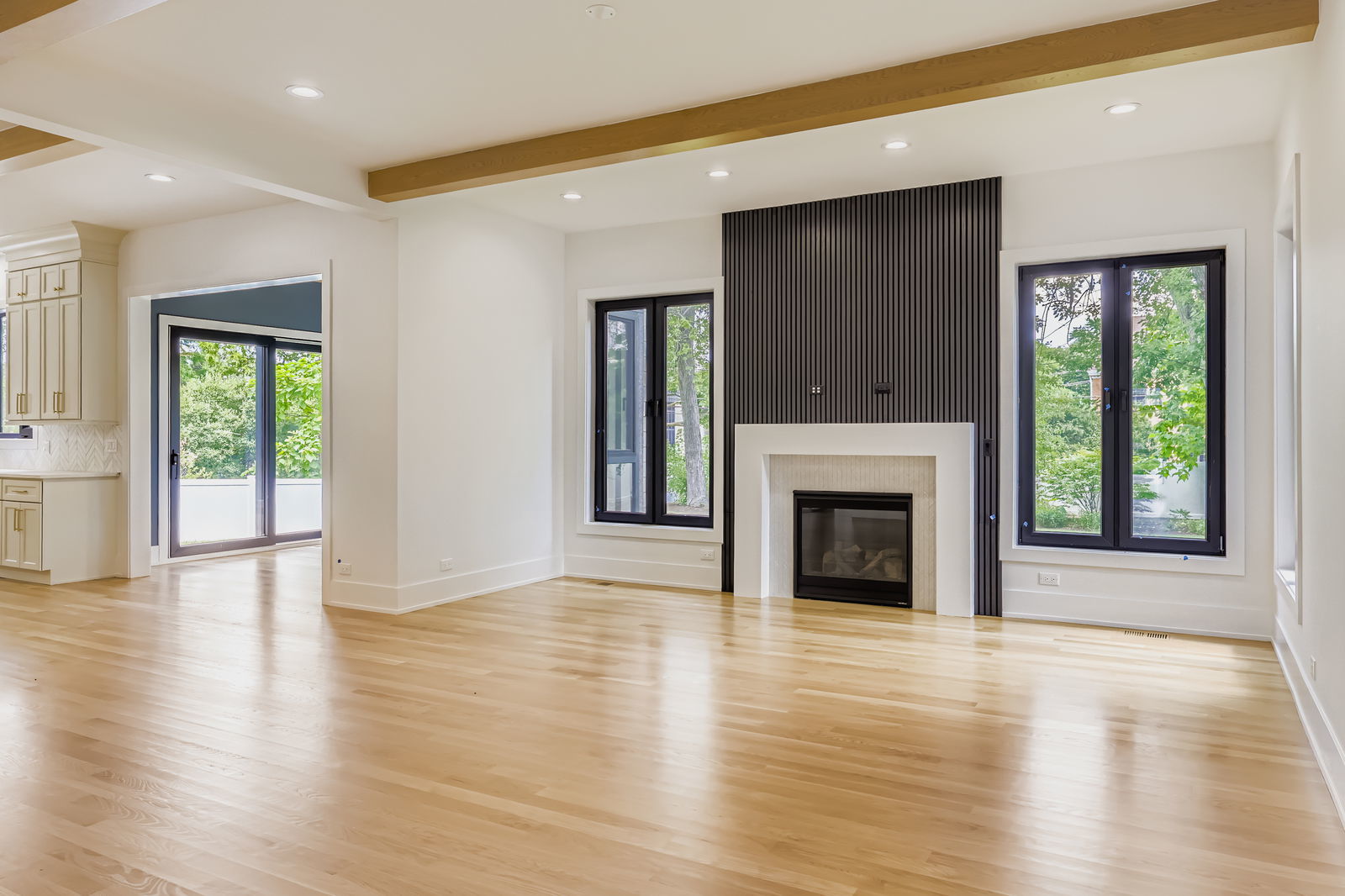 1627 N Evergreen Avenue, Arlington Heights, IL 60004