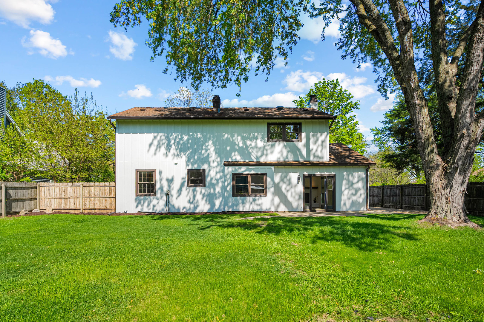 4532 Waubansie Lane, Lisle, IL 60532
