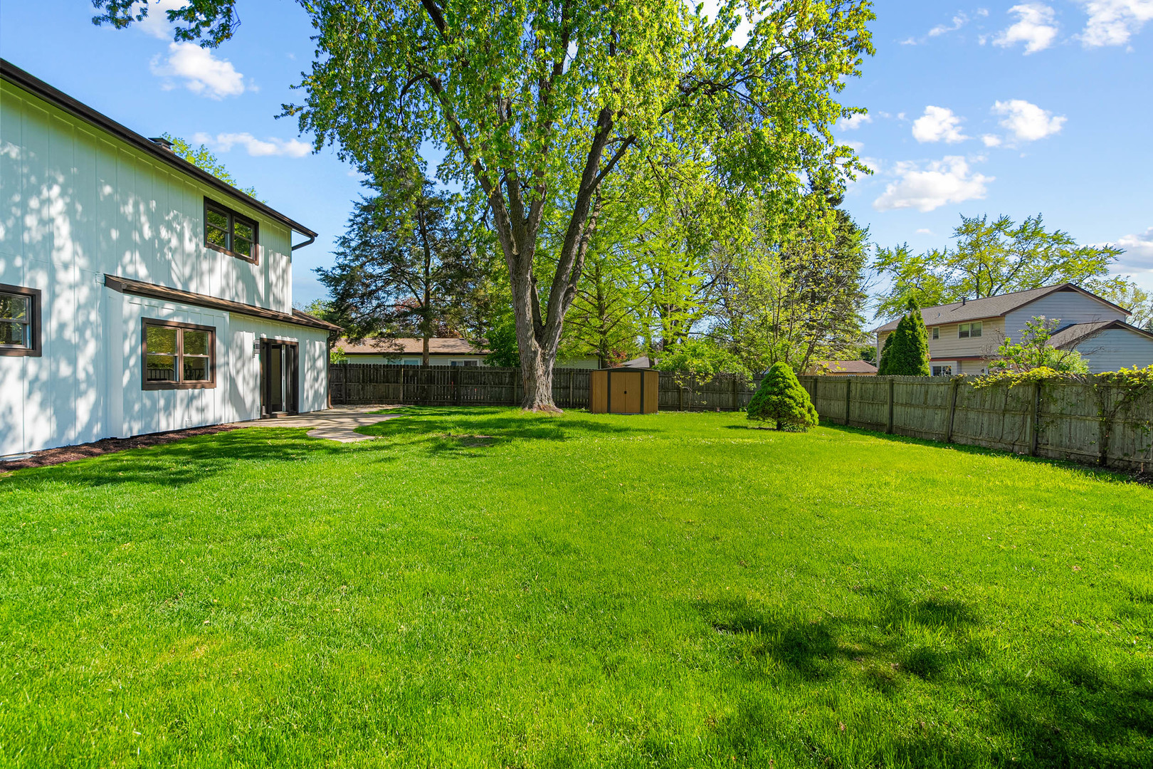 4532 Waubansie Lane, Lisle, IL 60532