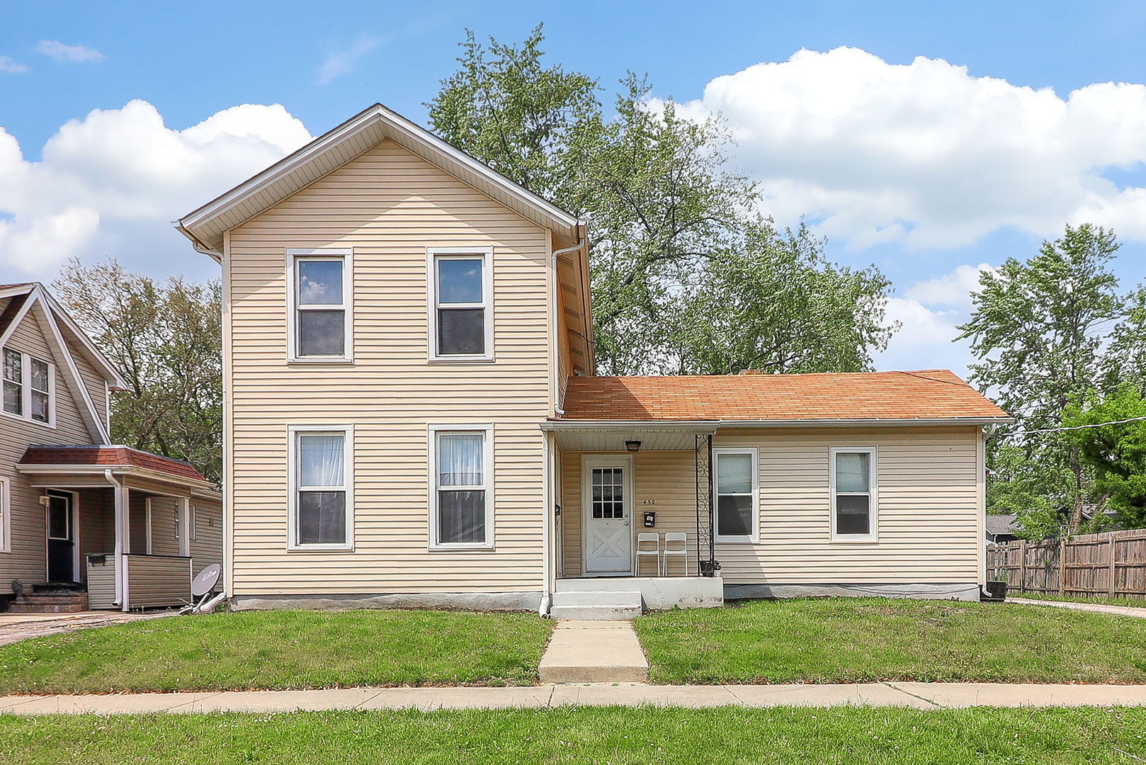 450 Center Avenue, Aurora, IL 60505