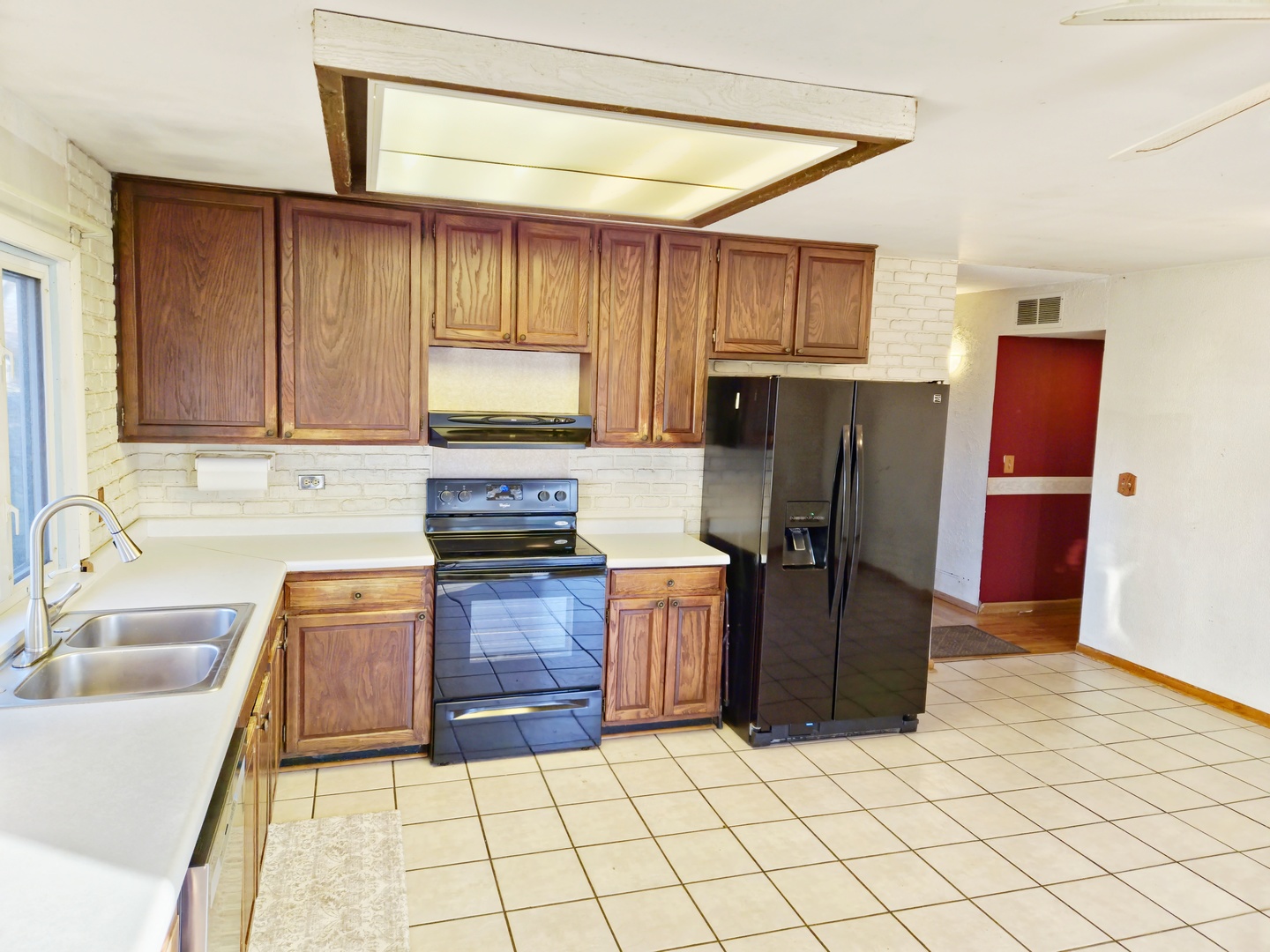 5882 Concord Court, Hanover Park, IL 60133