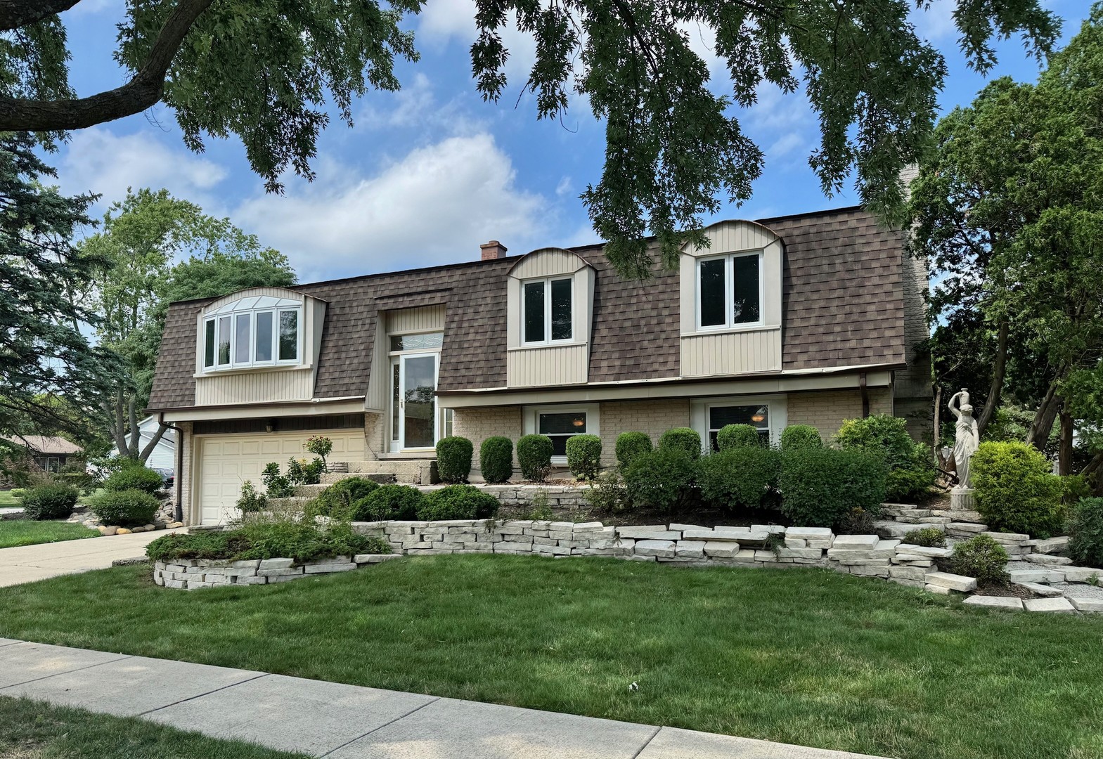 416 Trinity Court, Buffalo Grove, IL 60089