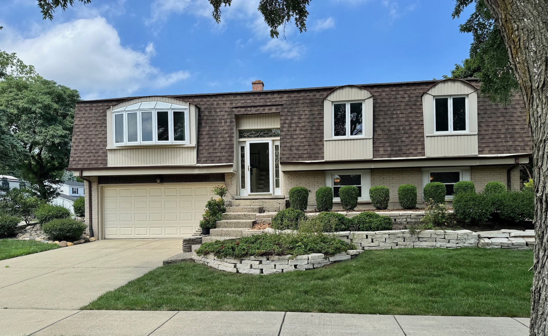 416 Trinity Court, Buffalo Grove, IL 60089