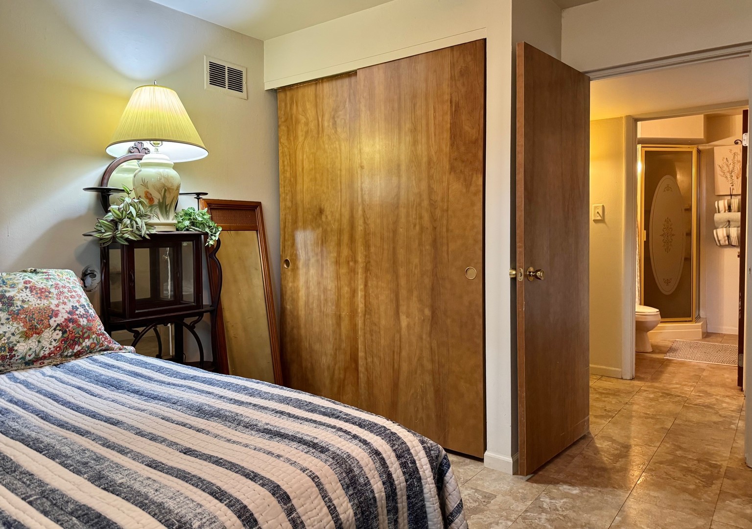 416 Trinity Court, Buffalo Grove, IL 60089