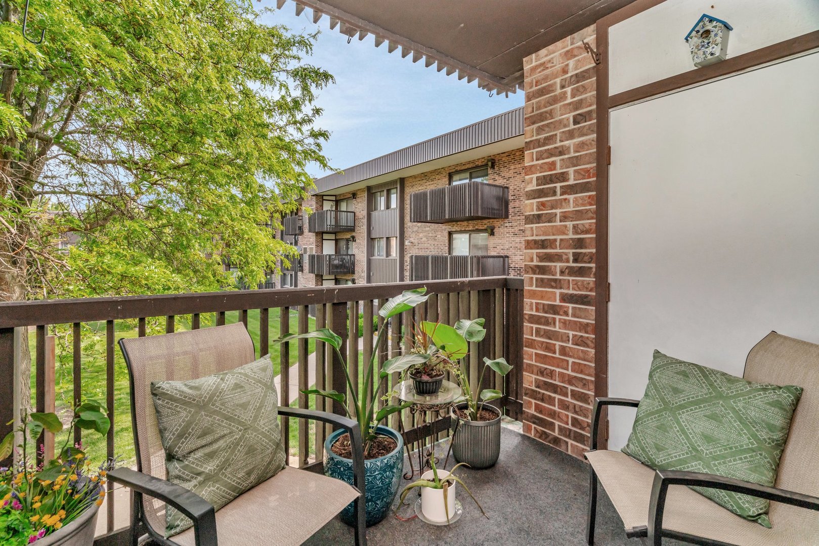 1422 Woodbridge Road #2E, Joliet, IL 60436