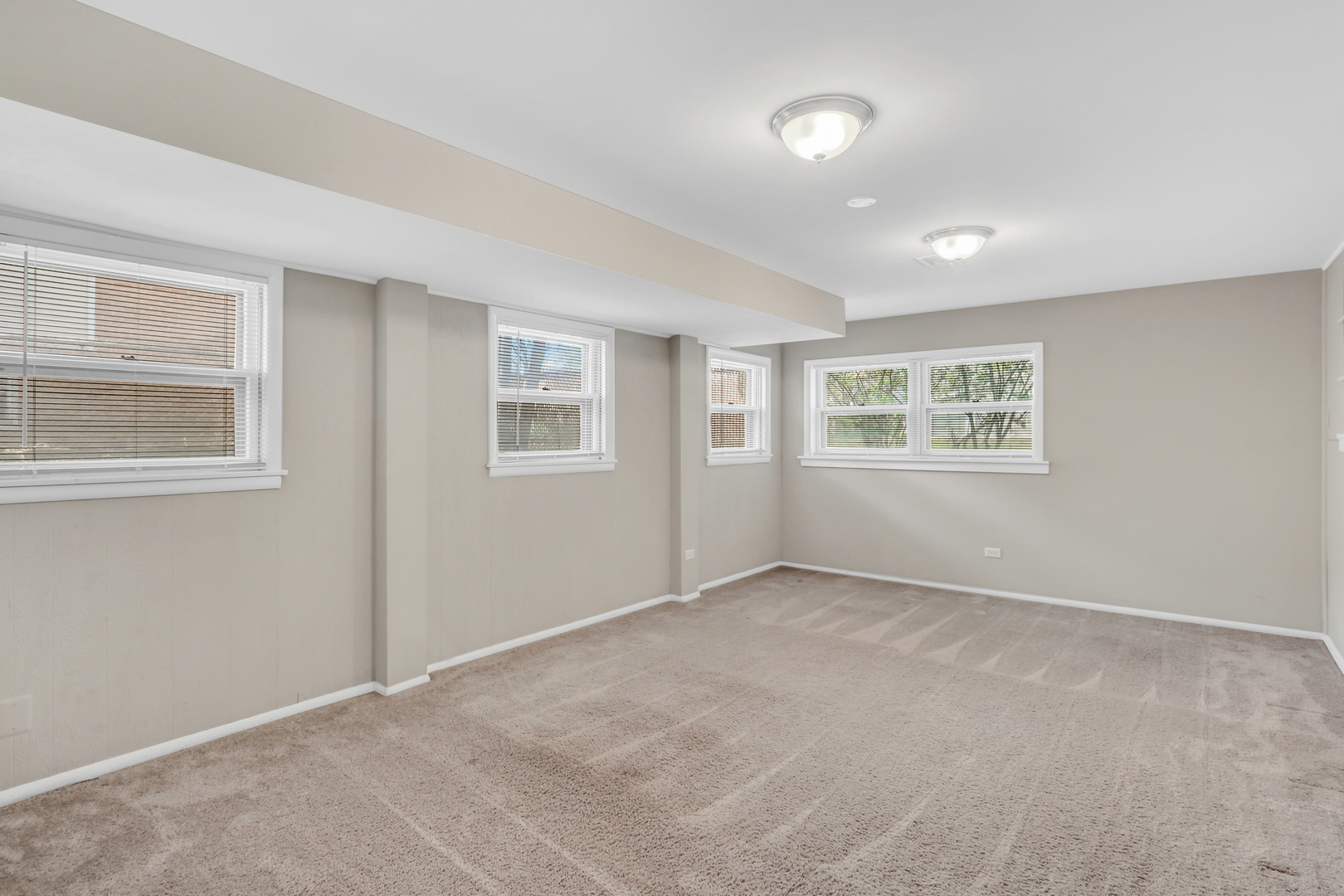 1157 Dartmouth Lane, Deerfield, IL 60015