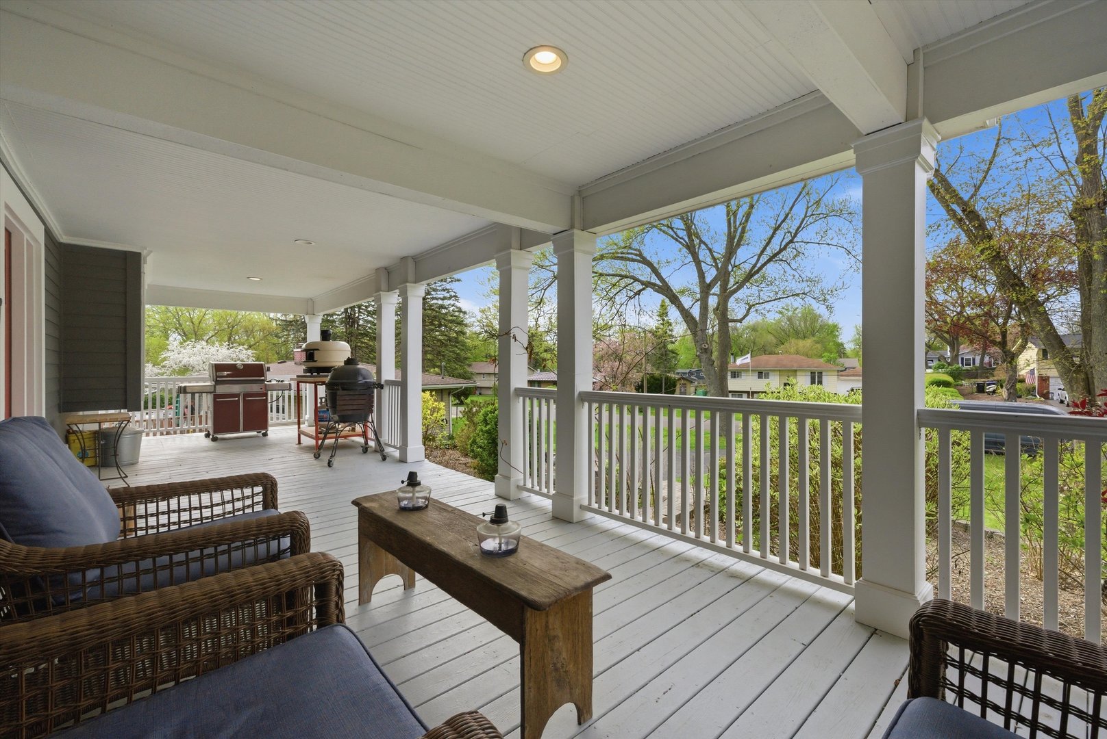 816 W FLORENCE Street, McHenry, IL 60051