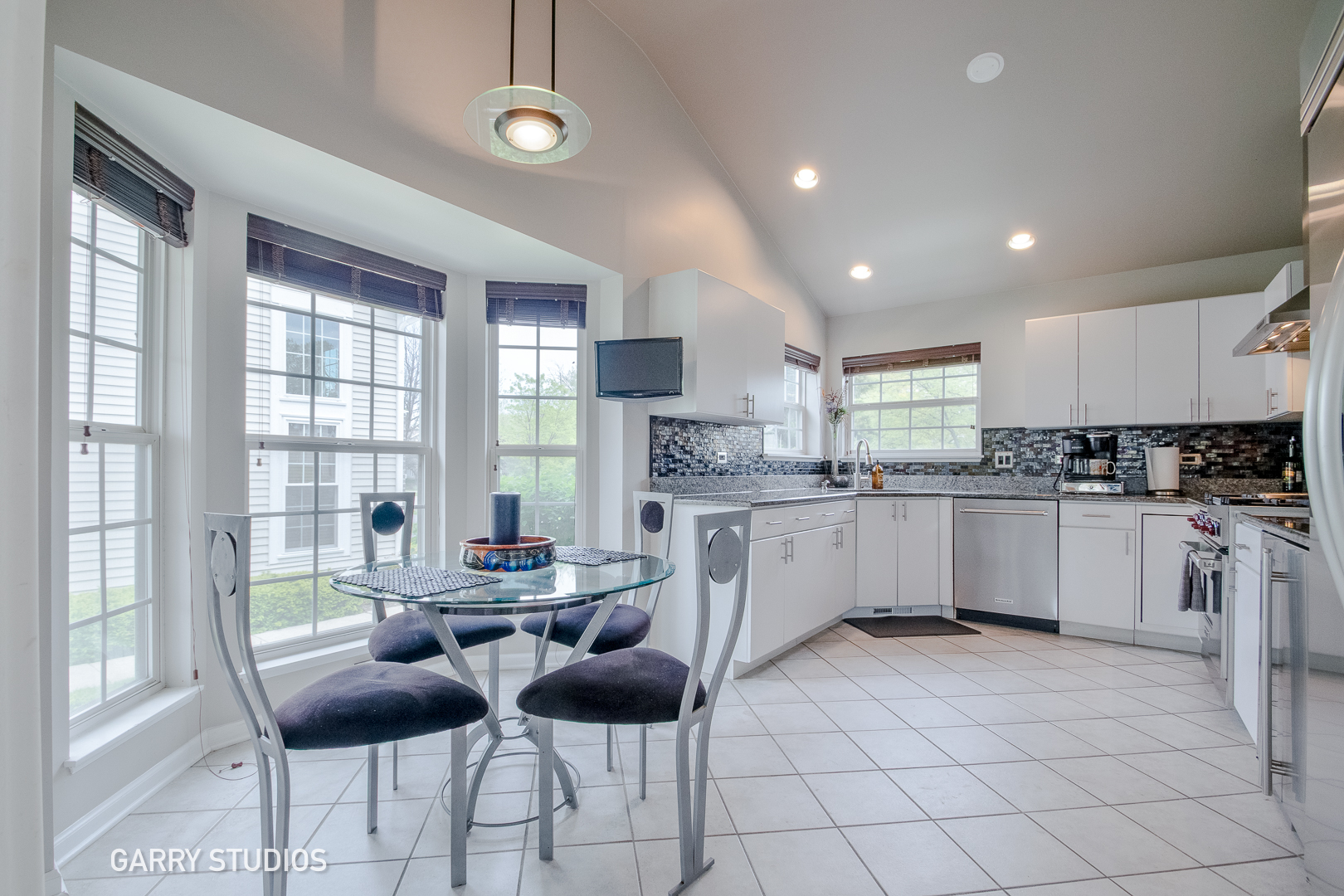 926 Willow Street, Itasca, IL 60143