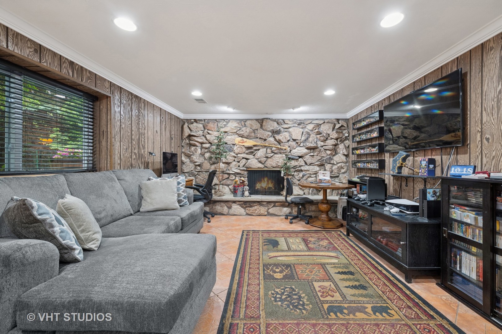 1825 W SPRING RIDGE Drive, Arlington Heights, IL 60004