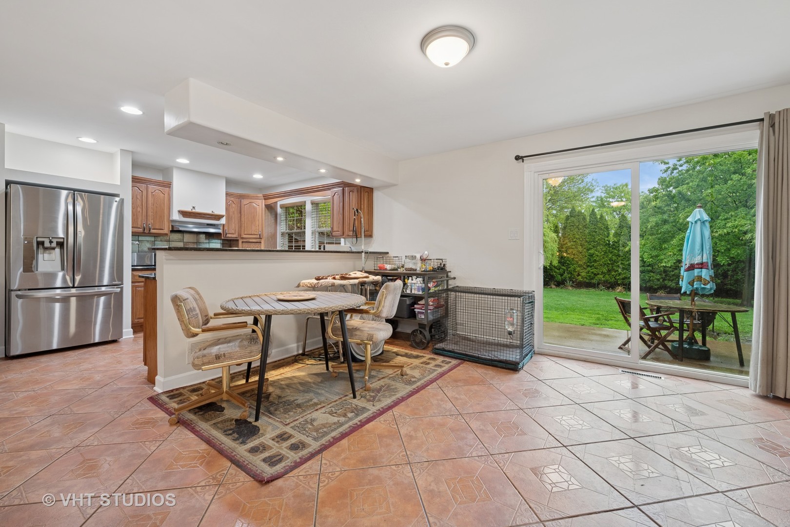 1825 W SPRING RIDGE Drive, Arlington Heights, IL 60004