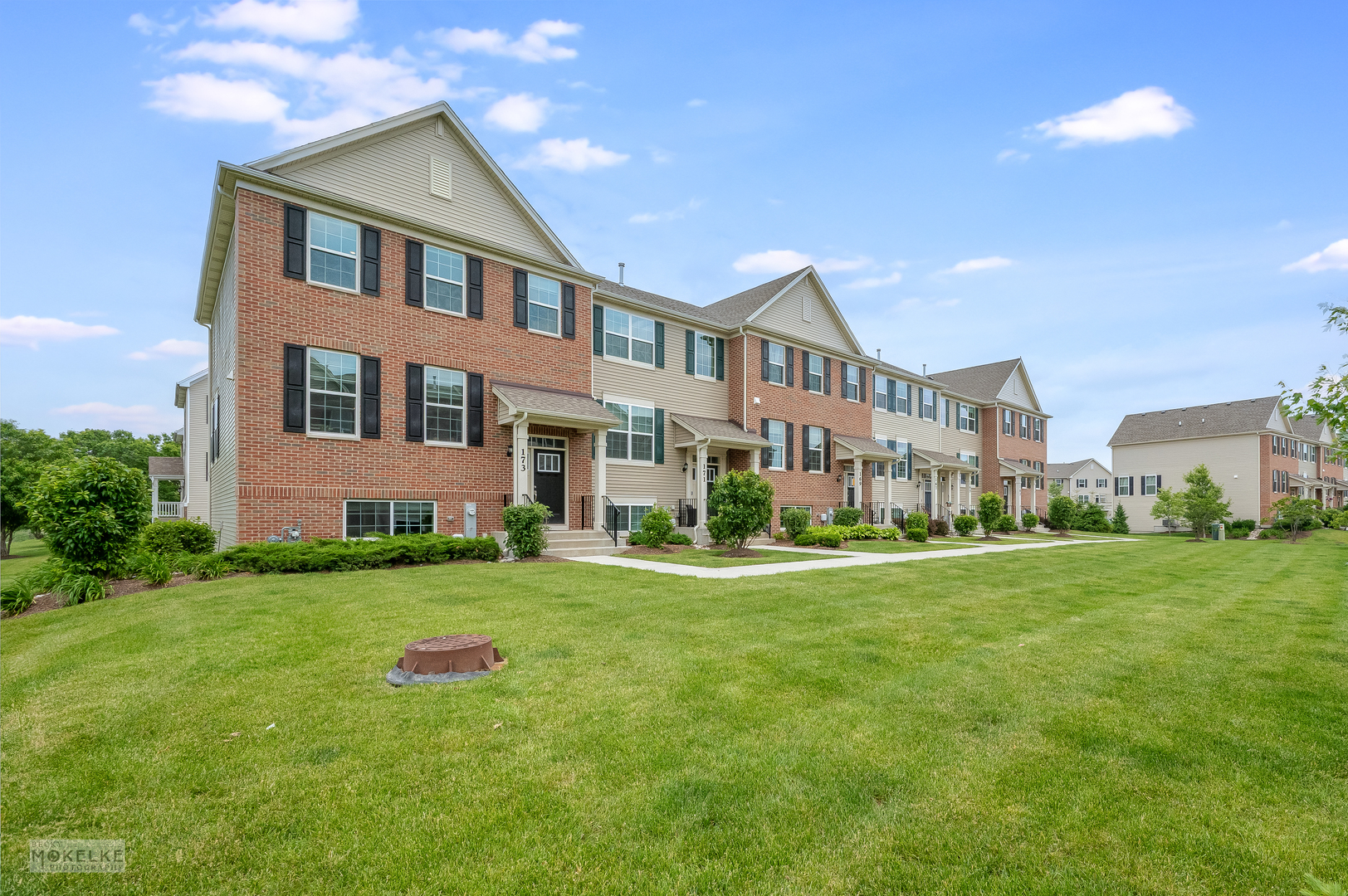 173 Lakeshore Drive, Oswego, IL 60543