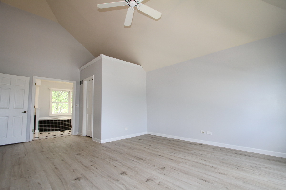 1960 Slippery Rock Road, Naperville, IL 60565