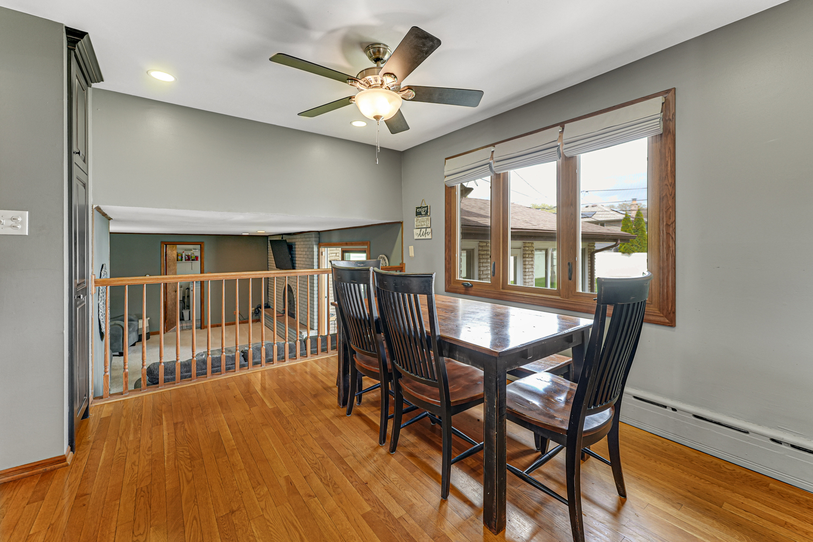 9709 Mansfield Avenue, Oak Lawn, IL 60453