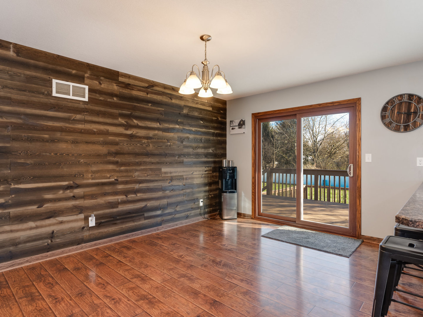 660 W Evergreen Street, Essex, IL 60935