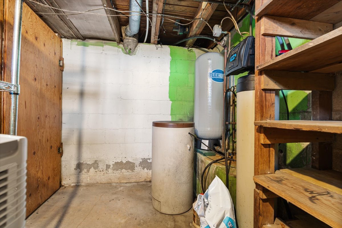 23875 E 00 N Road, Cropsey, IL 61731