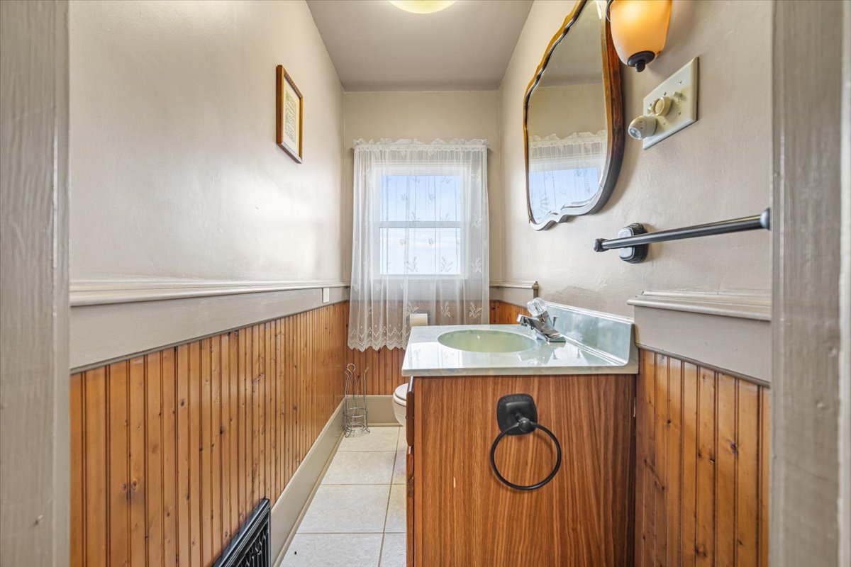 23875 E 00 N Road, Cropsey, IL 61731