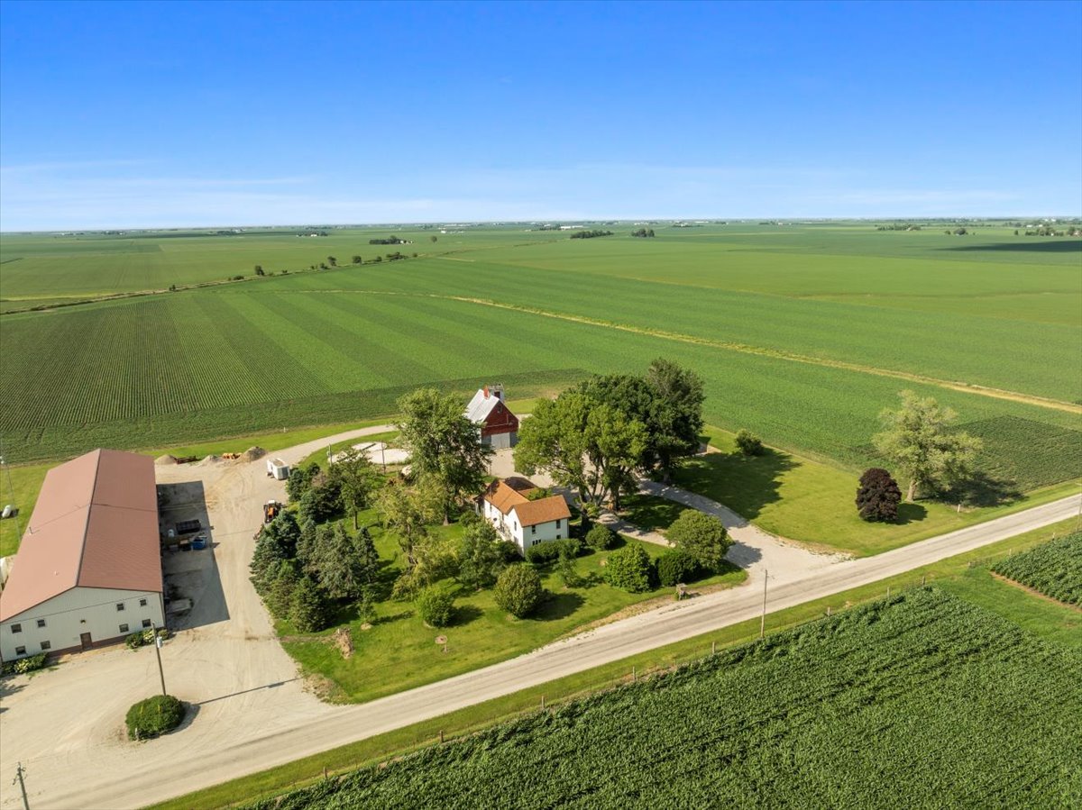 23875 E 00 N Road, Cropsey, IL 61731