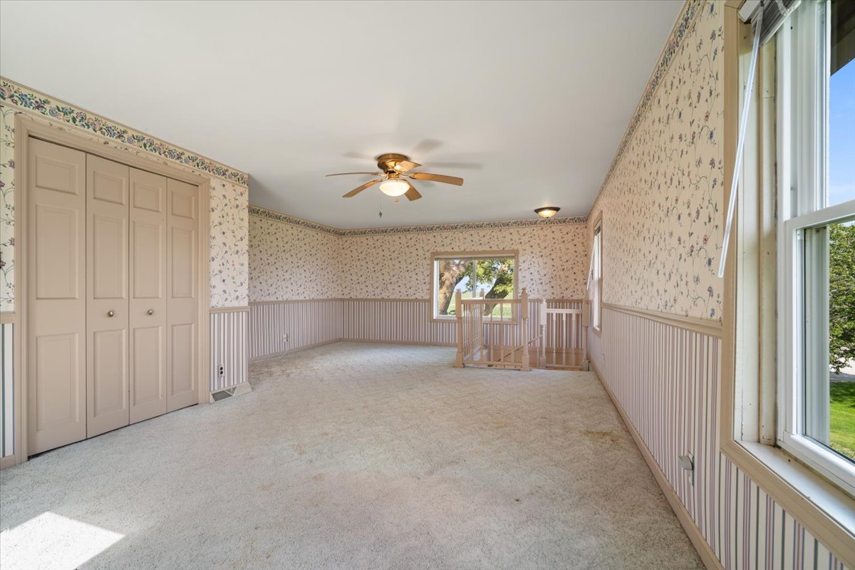 23875 E 00 N Road, Cropsey, IL 61731